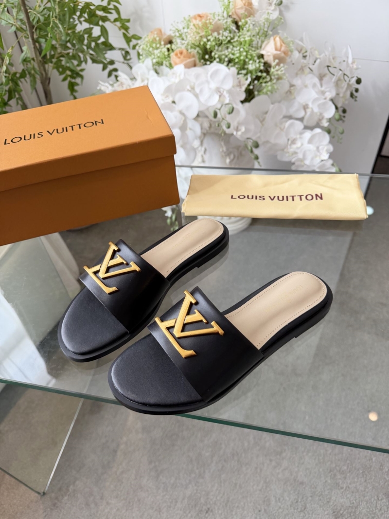 l0vis Vvtt0n slippers